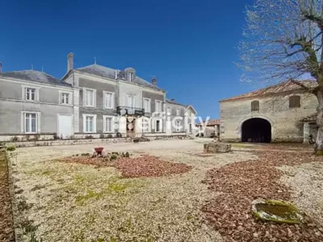 Maison vente à Cognac, Réparsac