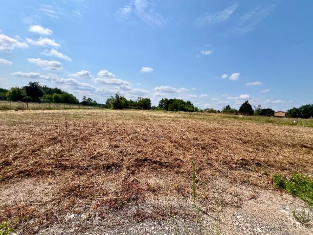 Terrain vente à Bourg-en-Bresse, Replonges