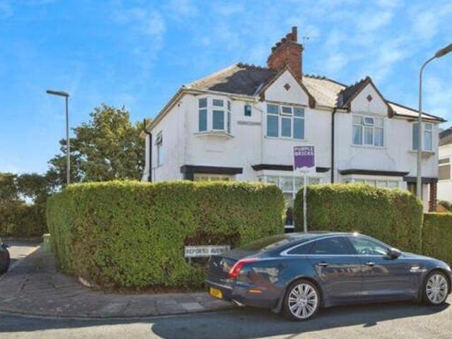 House for sale in Grimsby, North East Lincolnshire