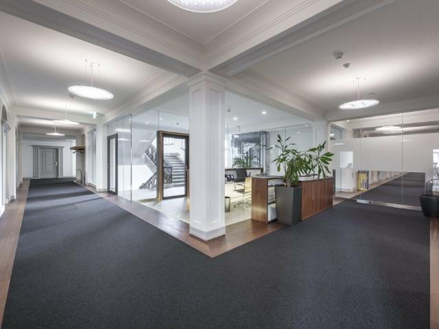 Büro mieten in Einigen, Zürich