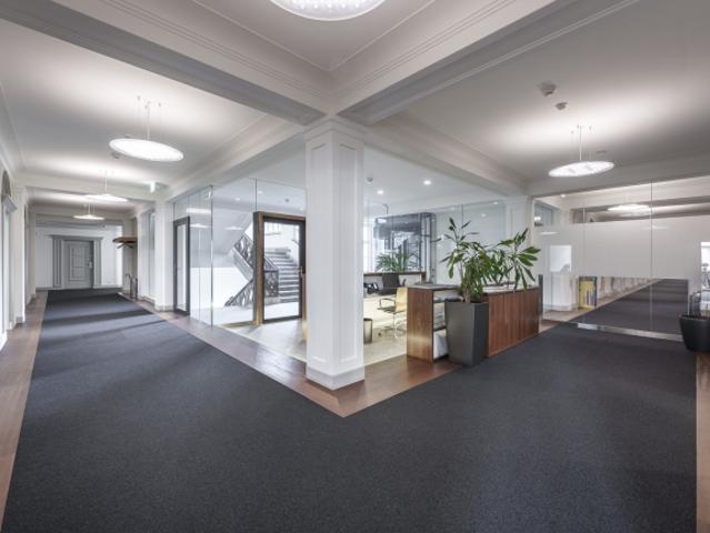 Büro mieten in Einigen, Zürich