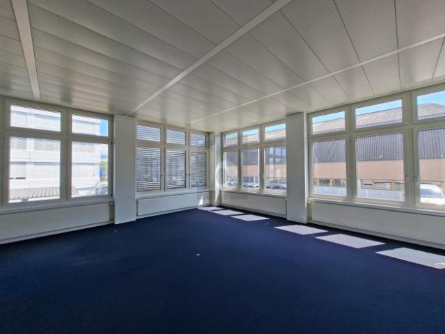 Büro mieten in Hünenberg, Zug
