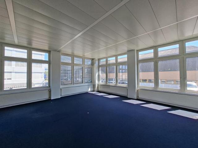 Büro mieten in Hünenberg, Zug
