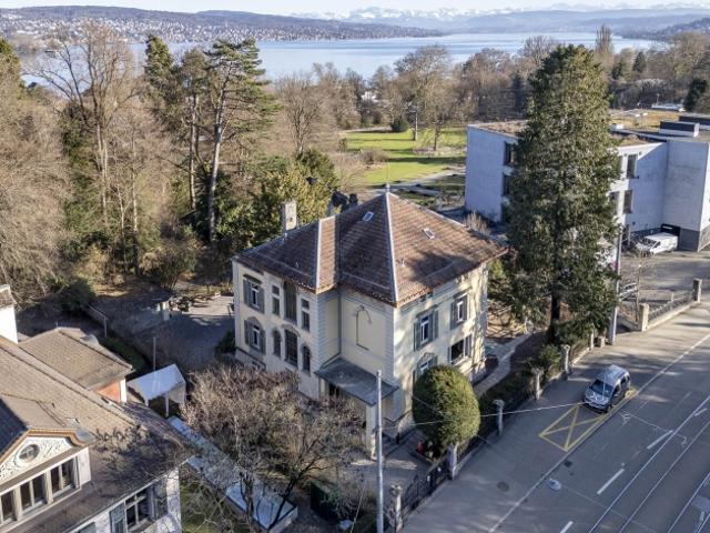 Atelier mieten in Einigen, Zürich