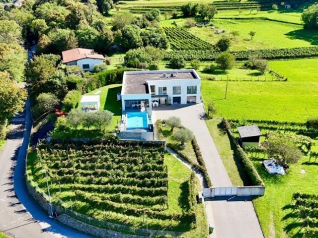 Einfamilienhaus kaufen in Mendrisio, Tessin