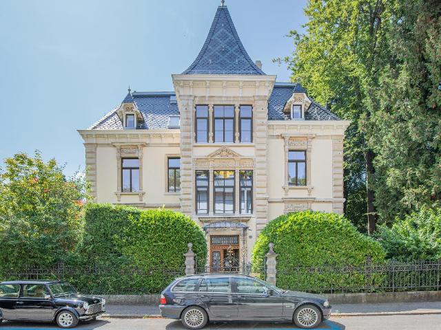 Büro mieten in Einigen, Zürich