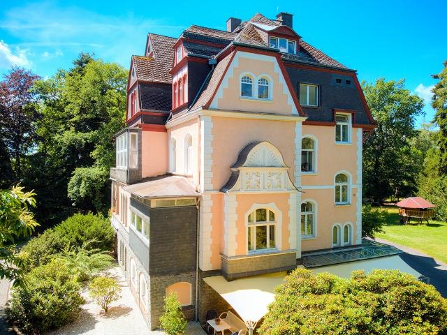 Villa kaufen in Birnbach, Rheinland-Pfalz
