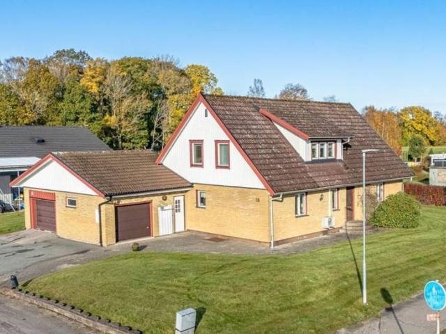 Hus hyra i Mellerud, Västra Götaland