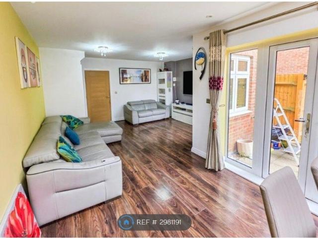House for rent in Woodley