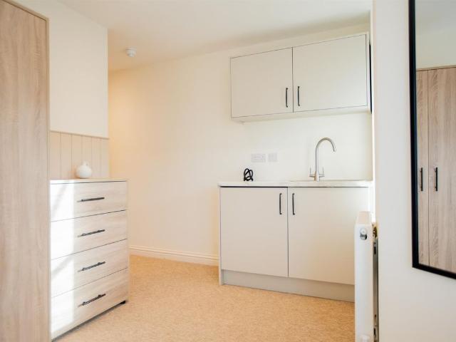 Room for rent in Feckenham, City Of Bristol