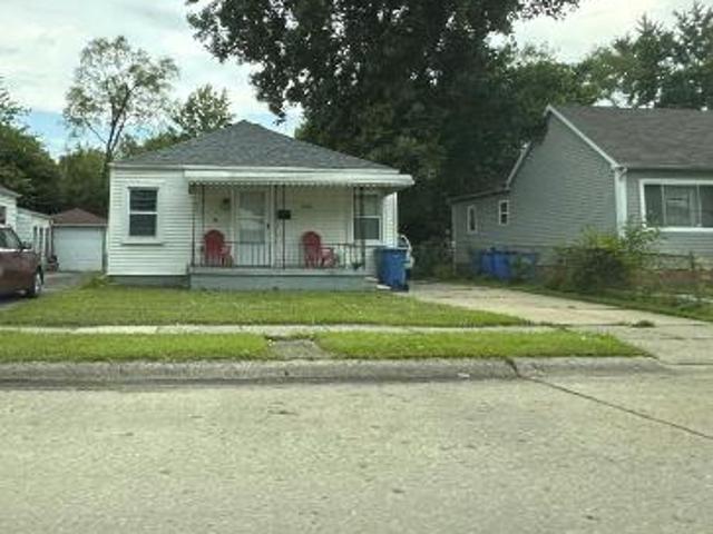 House for sale in Warren