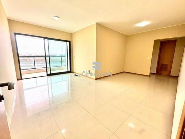 Apartamento venda em Região Geográfica Imediata do Distrito Federal, Região Integrada de Desenvolvimento do Distrito Federal e Entorno