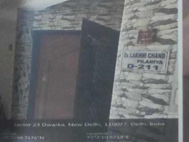 Flat for sale in South West Delhi, Deri