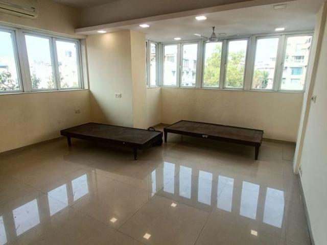 Flat for sale in Colaba, Mumbai City District