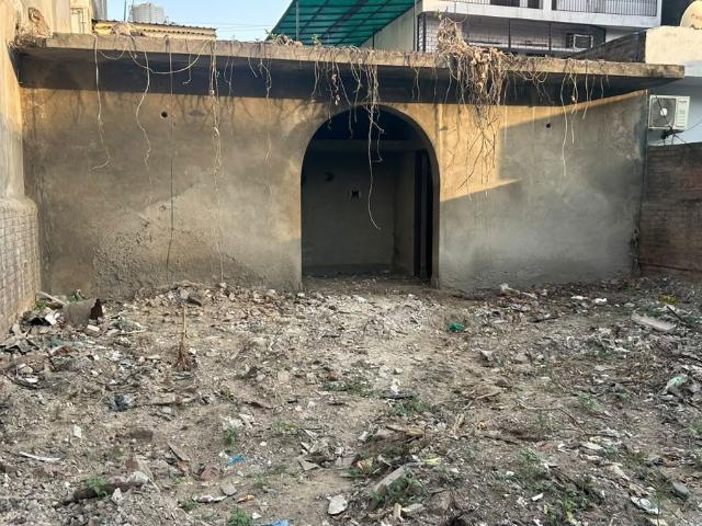 House for sale in Sector 11, Noida