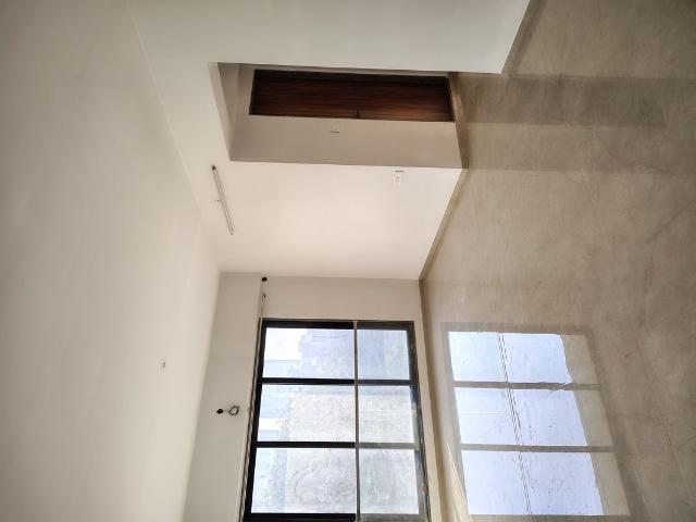 Flat for sale in Santacruz West, Mumbai
