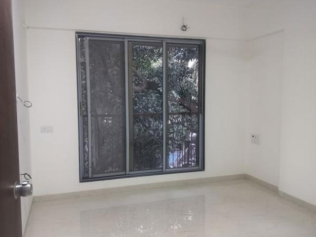 Flat for sale in Naupada, Thane