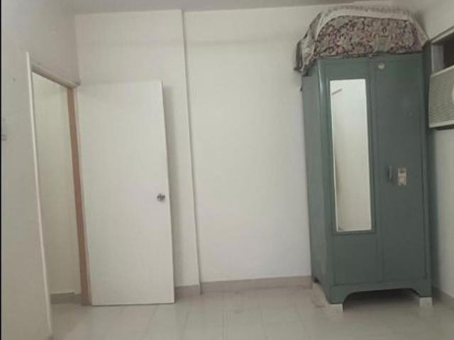 Flat for sale in Mumbai Zone 4, Mumbai Suburban District