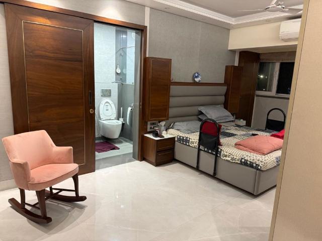 Flat for sale in Kurla West, Mumbai