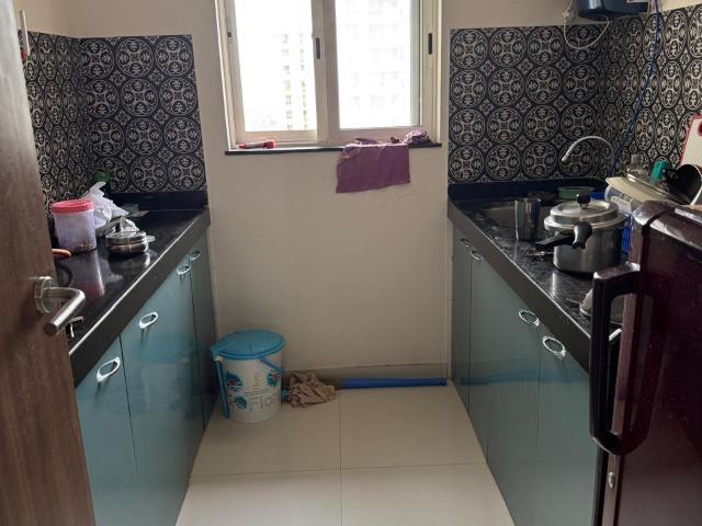 Flat for sale in Lodha Amara, Thane