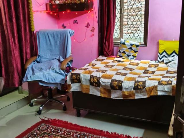 Flat for sale in Mehrauli, Delhi