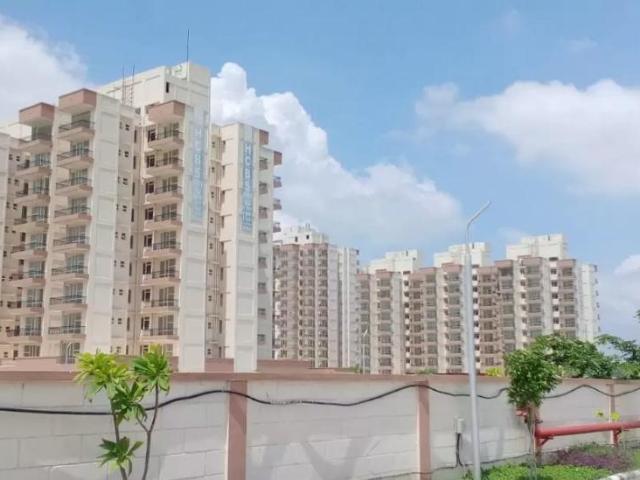 Flat for sale in Sohna, Gurugram