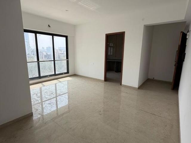 Flat for sale in Santacruz West, Mumbai