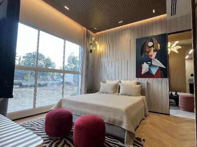Flat for sale in Sion East, Mumbai City District