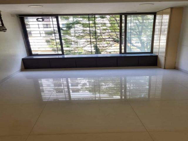 Flat for sale in Parel, Mumbai City District