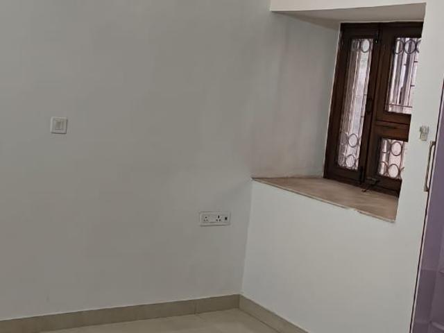 Flat for sale in Dwarka, Delhi