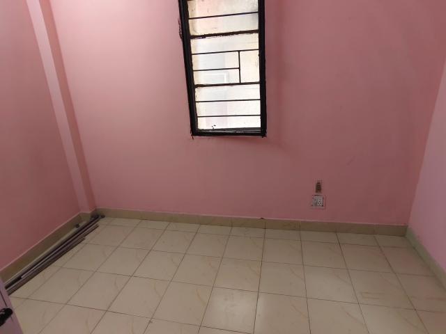 Flat for sale in South West Delhi, Deri