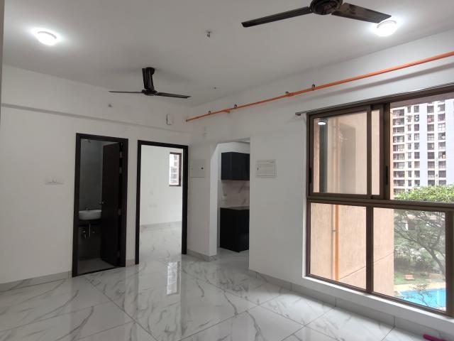 Flat for sale in Raymond Ten X Habitat, Thane