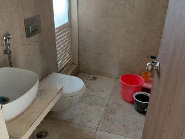 Flat for sale in Kolshet, Thane