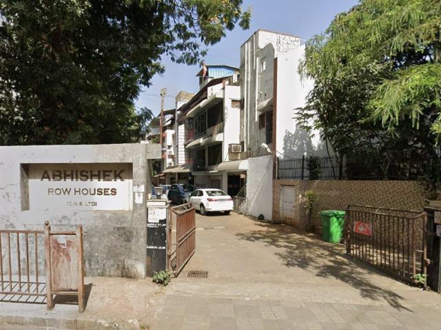 House for sale in Andheri West, Mumbai