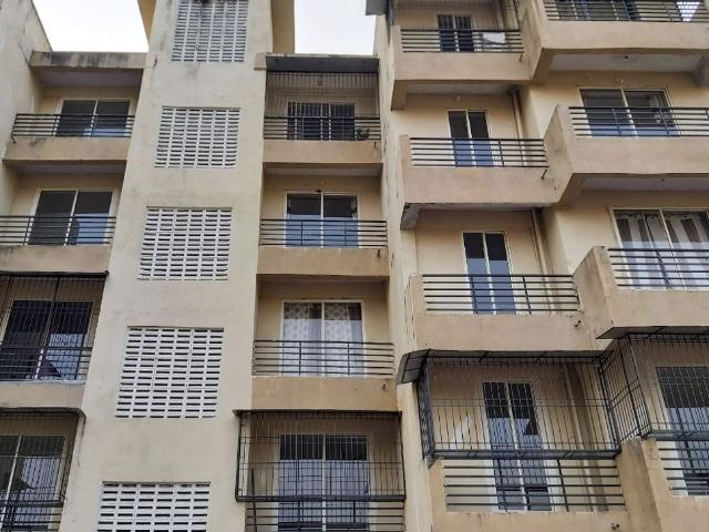 Flat for sale in Thane, Maharashtra