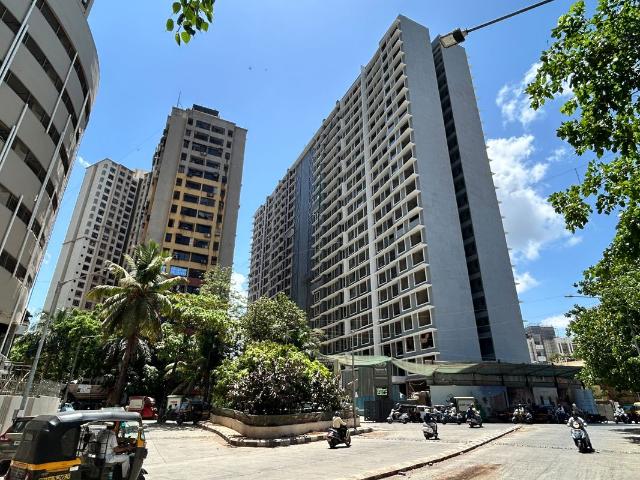 Flat for sale in Orlem, Mumbai Suburban District
