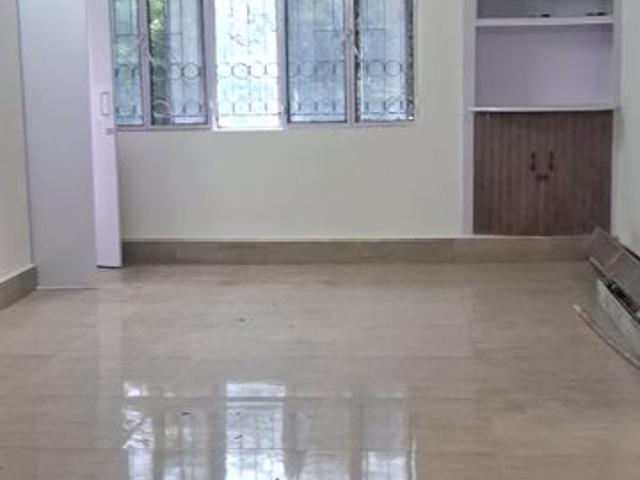 Flat for sale in Sarita Vihar, Delhi
