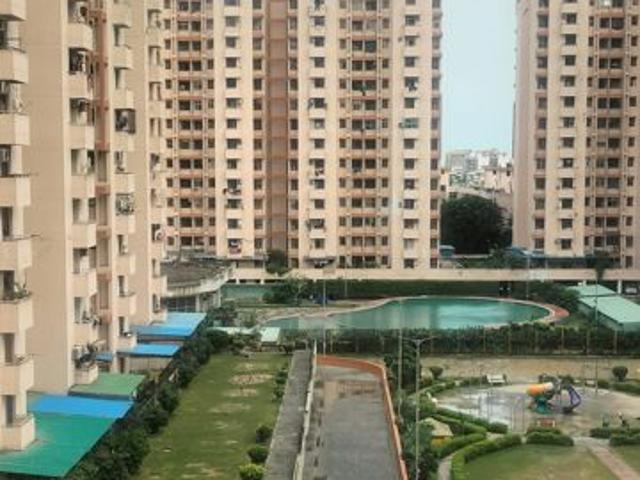 Flat for sale in SRS Pearl Heights, Faridabad