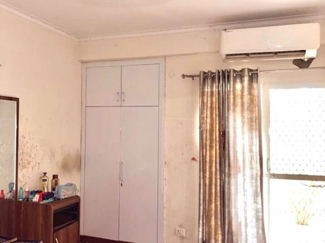 Flat for sale in Noida, Gautam Buddha Nagar