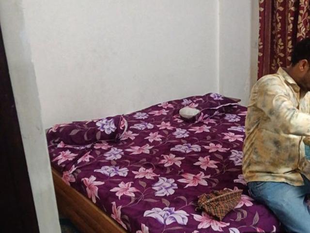 Flat for sale in Aminabad, Lucknow