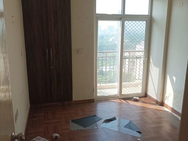 Flat for sale in SECTOR 77, Faridabad
