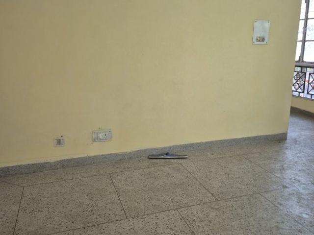 Flat for sale in Mayur Vihar, Delhi