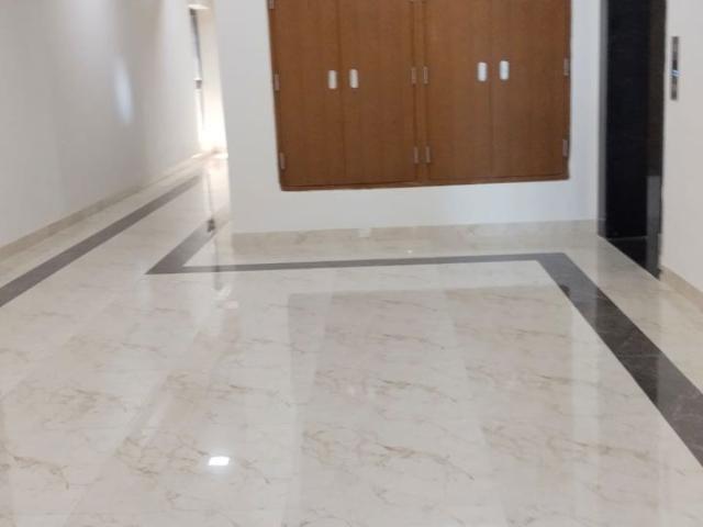 Flat for sale in Prabhadevi, Mumbai City District
