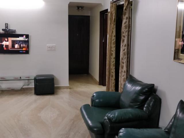 Flat for sale in East Delhi, Deri
