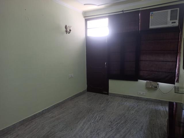 Flat for sale in Modern Hosing Complex and Duplex, Chandigarh