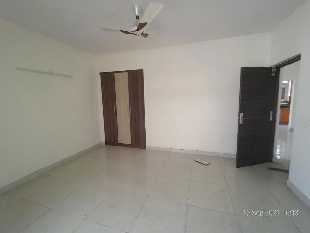 Flat for sale in SRS Pearl Heights, Faridabad