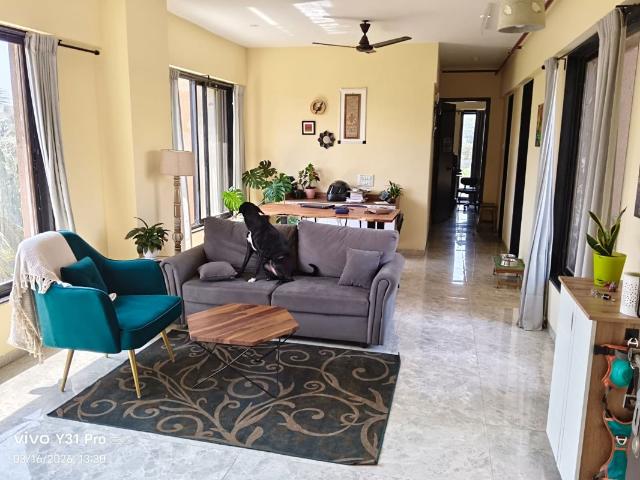 Flat for sale in Govandi West, Mumbai