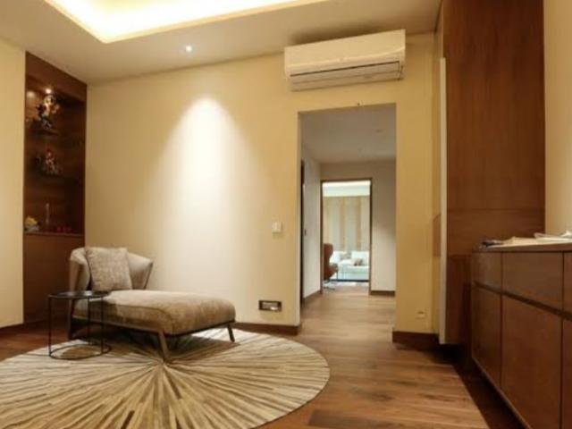 Flat for sale in Indraprastha Extension, Delhi