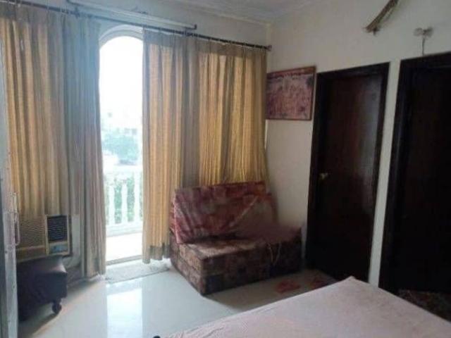 Flat for sale in Civil Lines, Lucknow