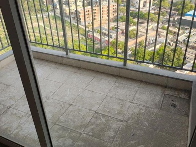 Flat for sale in Noida, Gautam Buddha Nagar